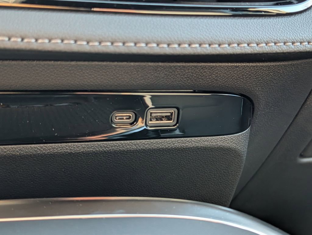 New 2026 Buick Enclave Sport Touring w/ Power Package image 44