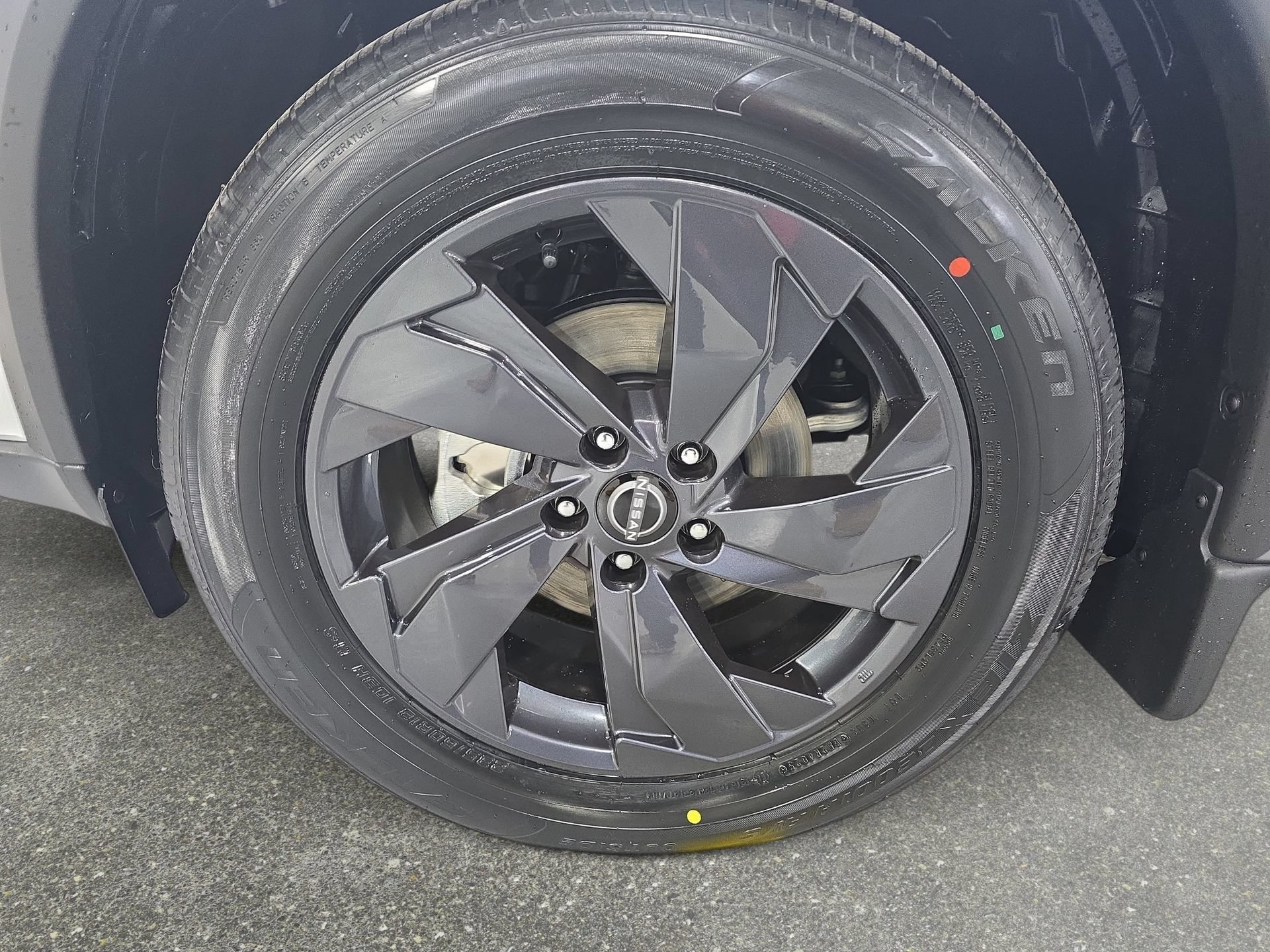 New 2026 Nissan Rogue SV w/ Cold Weather Package FWD image 30