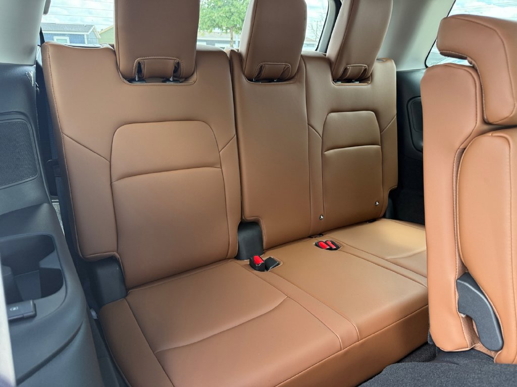 New 2026 Nissan Pathfinder Platinum w/ Cargo Package FWD image 25