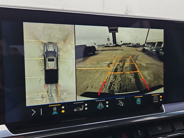 Used 2025 Chevrolet Silverado 2500 LT w/ Safety Package image 2