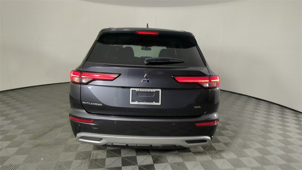 Used 2024 Mitsubishi Outlander SEL image 6