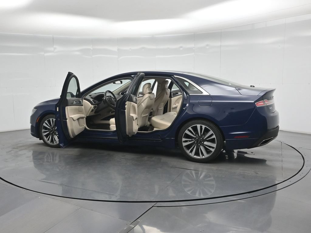 Used 2018 Lincoln MKZ Reserve FWD image 30
