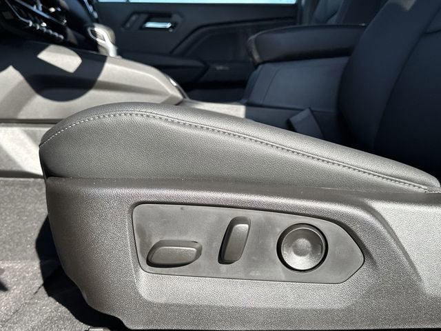 New 2026 GMC Canyon Elevation w/ Convenience Package image 12