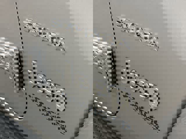 Used 2018 Jeep Wrangler Unlimited Sahara AWD/4WD image 26