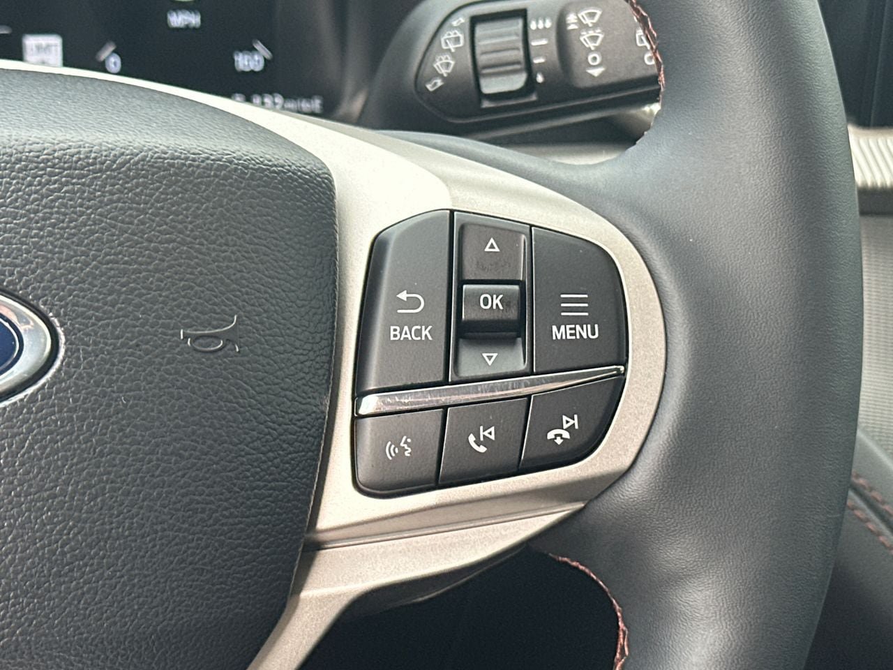 New 2026 Ford Explorer Active w/ Active Comfort Package RWD image 26