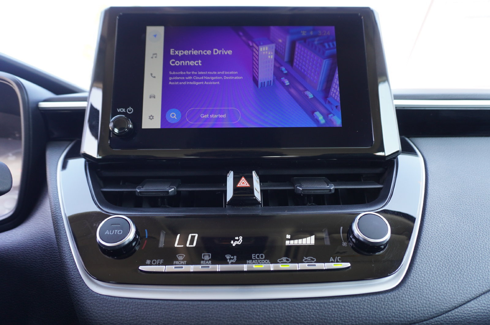 Certified 2025 Toyota Corolla LE FWD image 16
