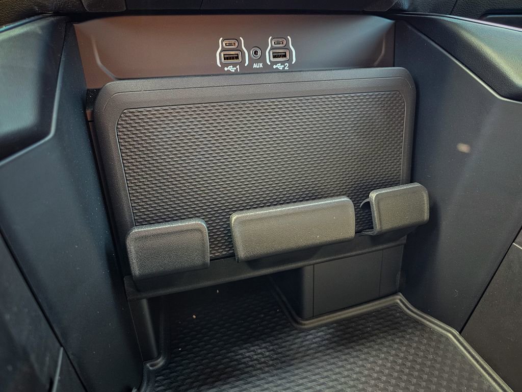 New 2026 RAM 1500 Express AWD/4WD image 25