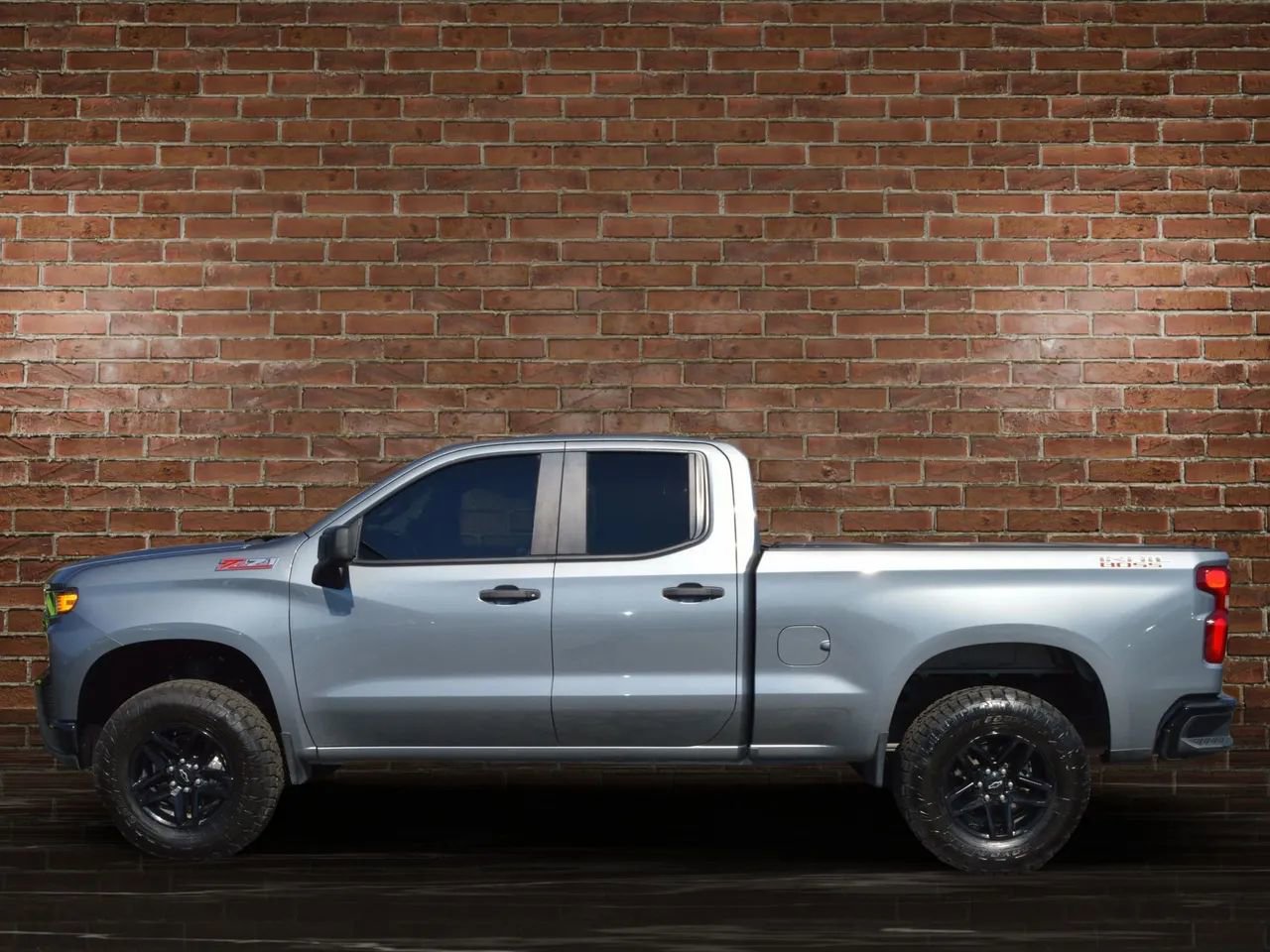 Used 2019 Chevrolet Silverado 1500 Custom Trail Boss w/ Custom Convenience Package image 3