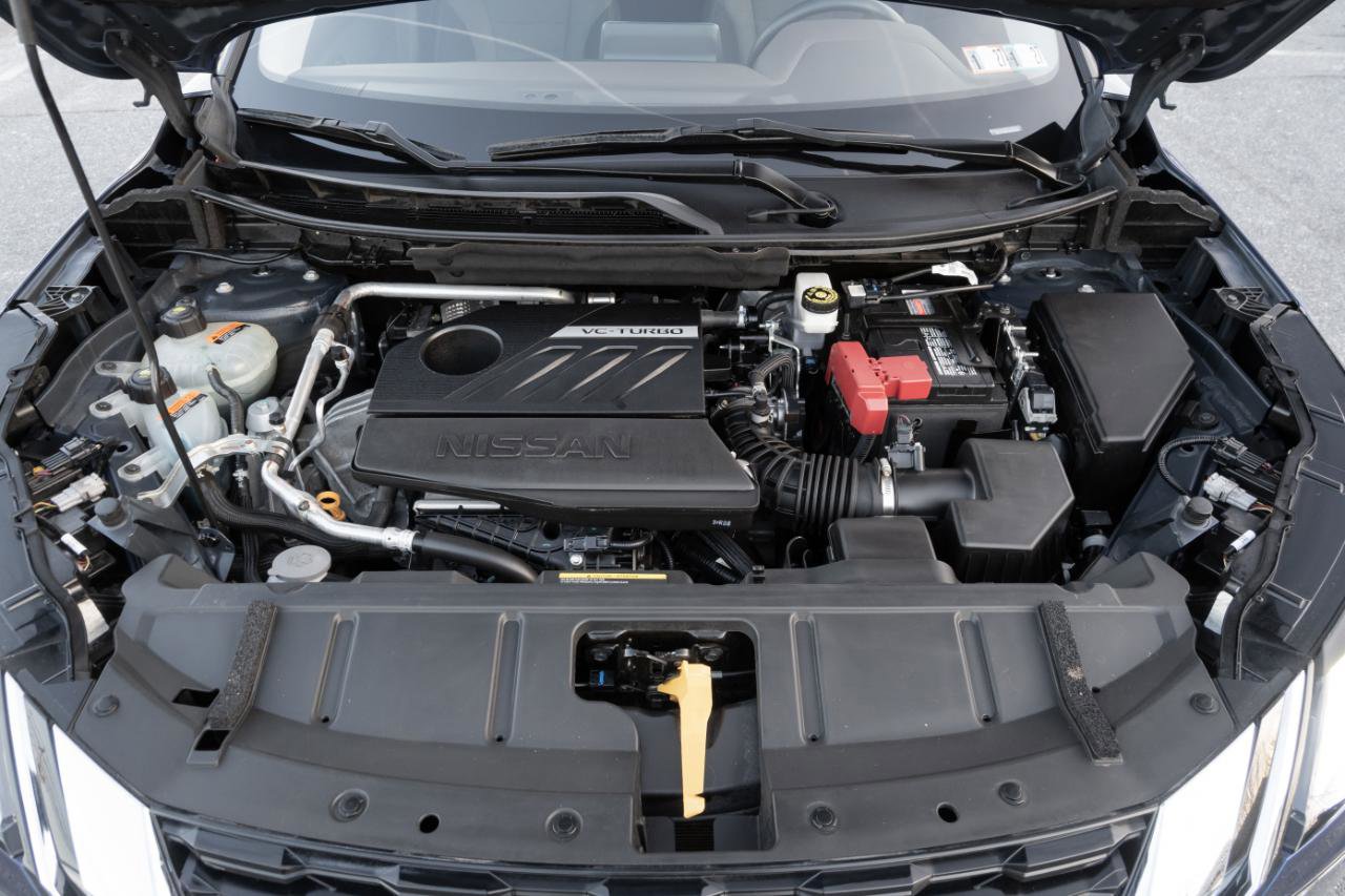 Used 2023 Nissan Rogue SV FWD image 39
