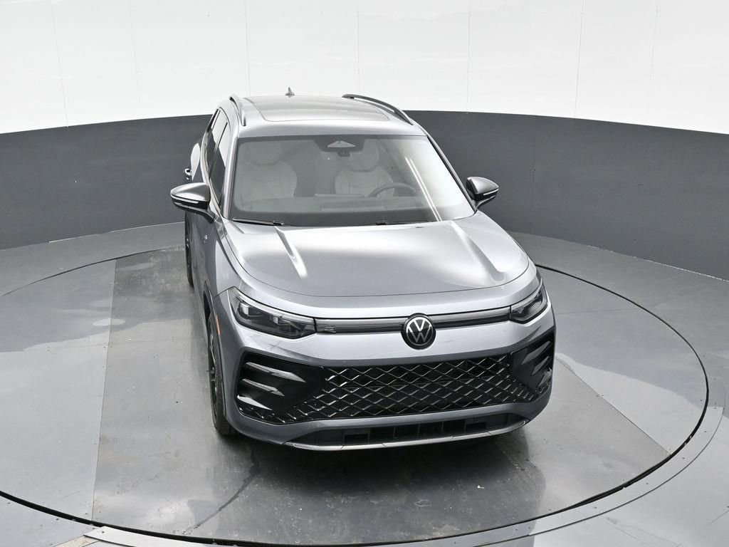 New 2026 Volkswagen Tiguan SE R-Line image 23