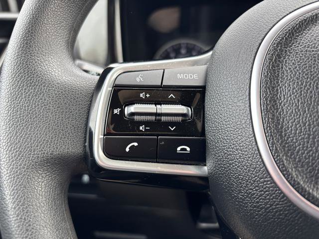Certified 2023 Kia Sorento LX image 22