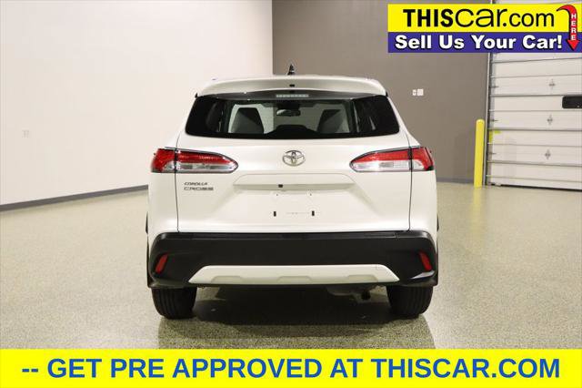 Used 2025 Toyota Corolla Cross L FWD image 6