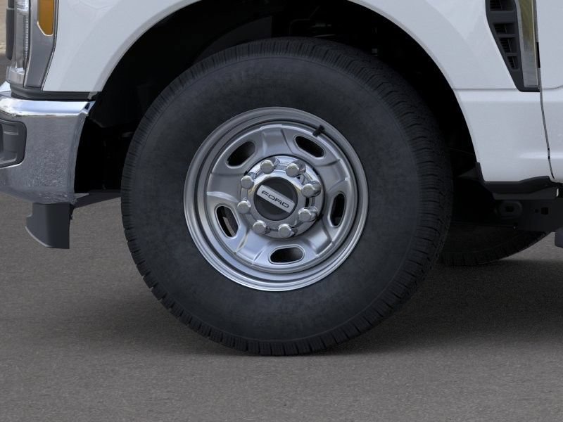 New 2026 Ford F250 XL w/ XL Chrome Package RWD image 41