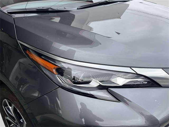 Used 2025 Toyota Sienna Platinum image 11