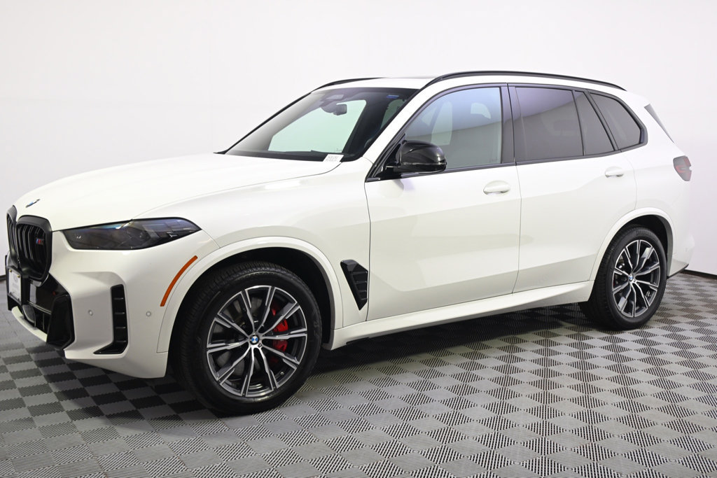 Used 2026 BMW X5 M60i AWD/4WD image 2