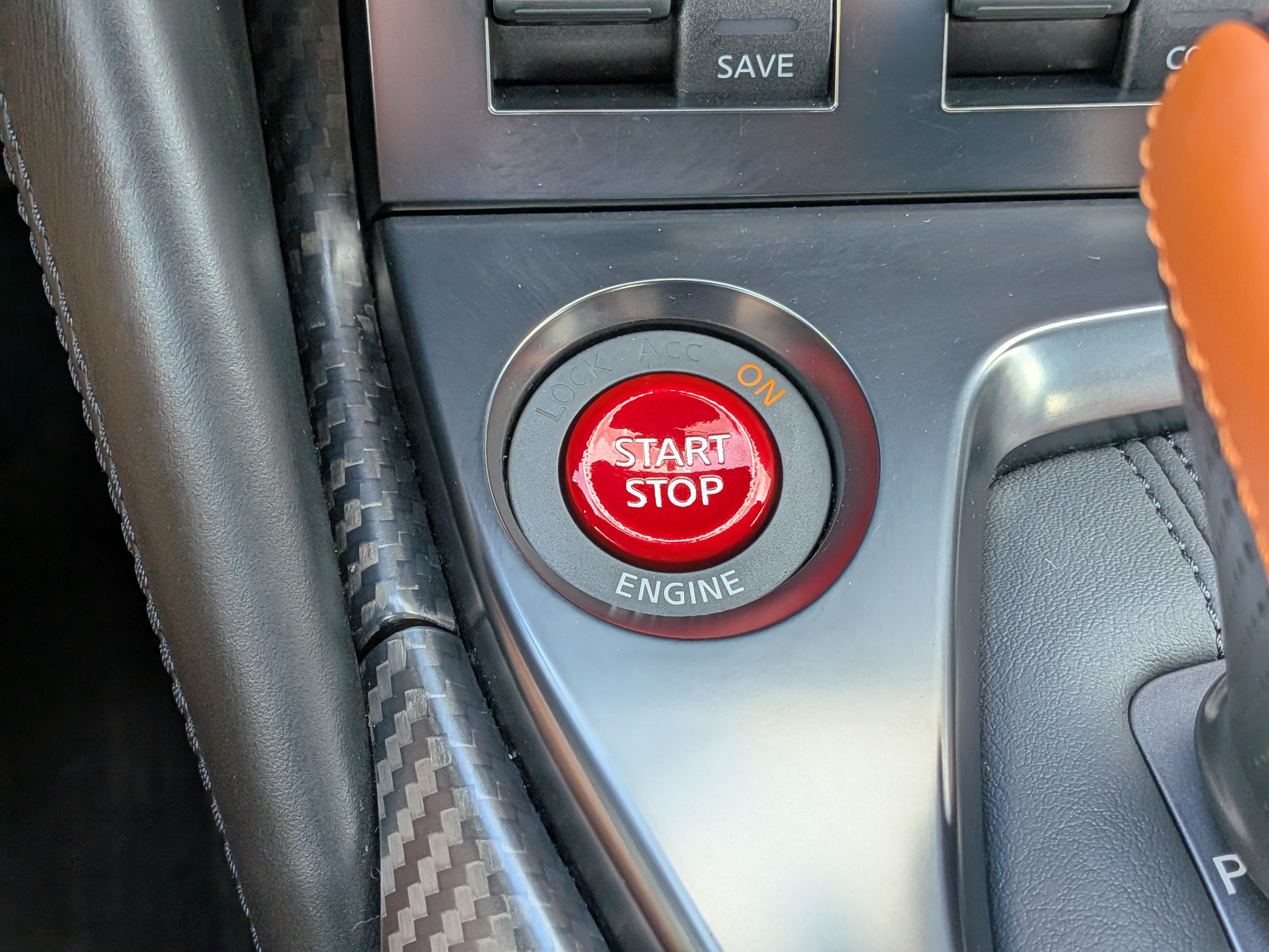 Used 2020 Nissan GT-R Premium w/ Premium Interior Package AWD/4WD image 28