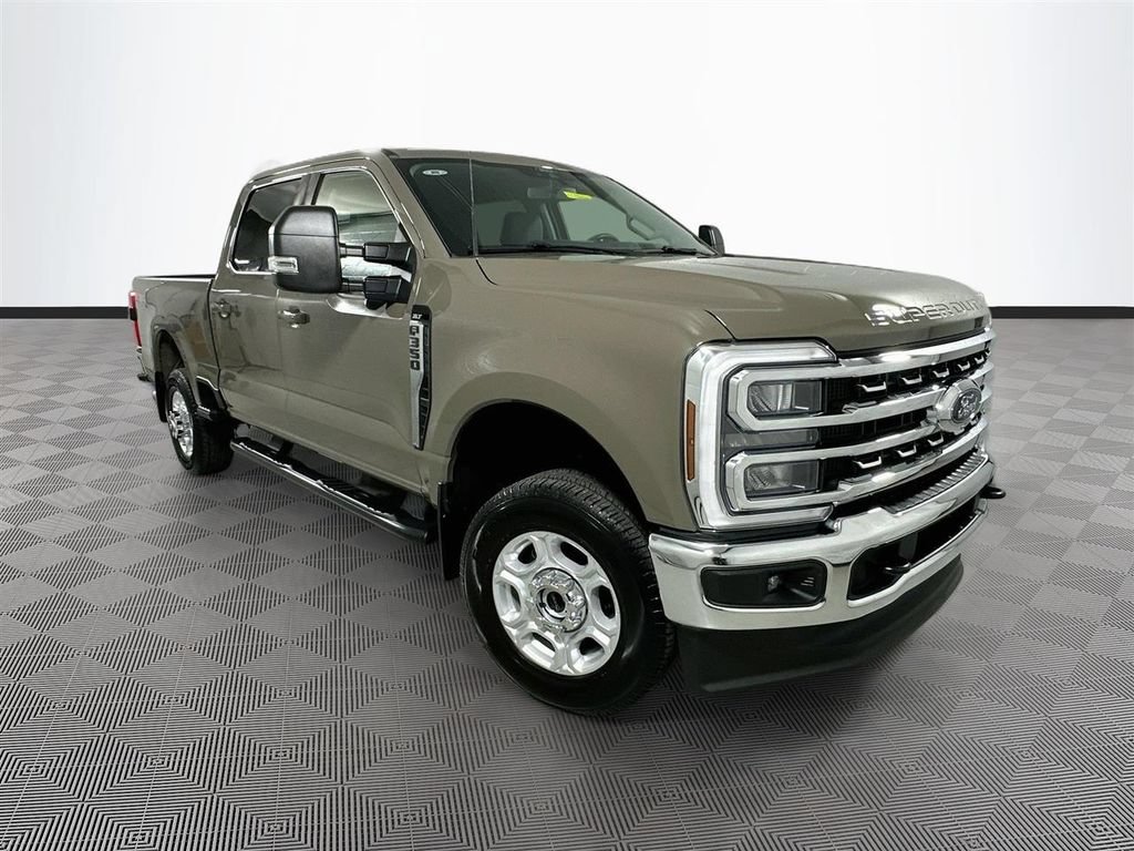 Certified 2026 Ford F350 XLT w/ XLT Premium Package AWD/4WD image 1