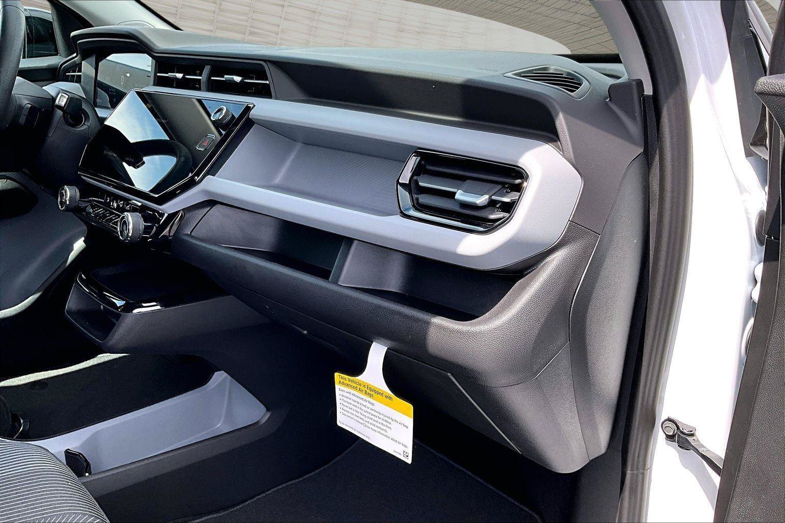 New 2027 Chevrolet Bolt LT FWD image 30