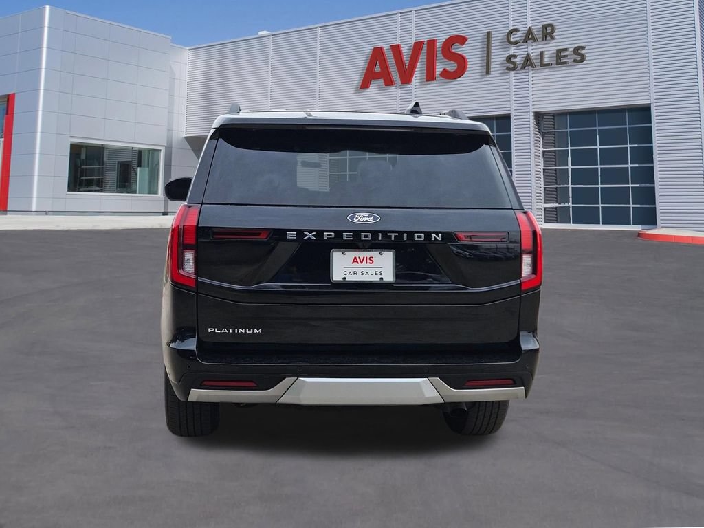 Used 2025 Ford Expedition Platinum AWD/4WD image 5