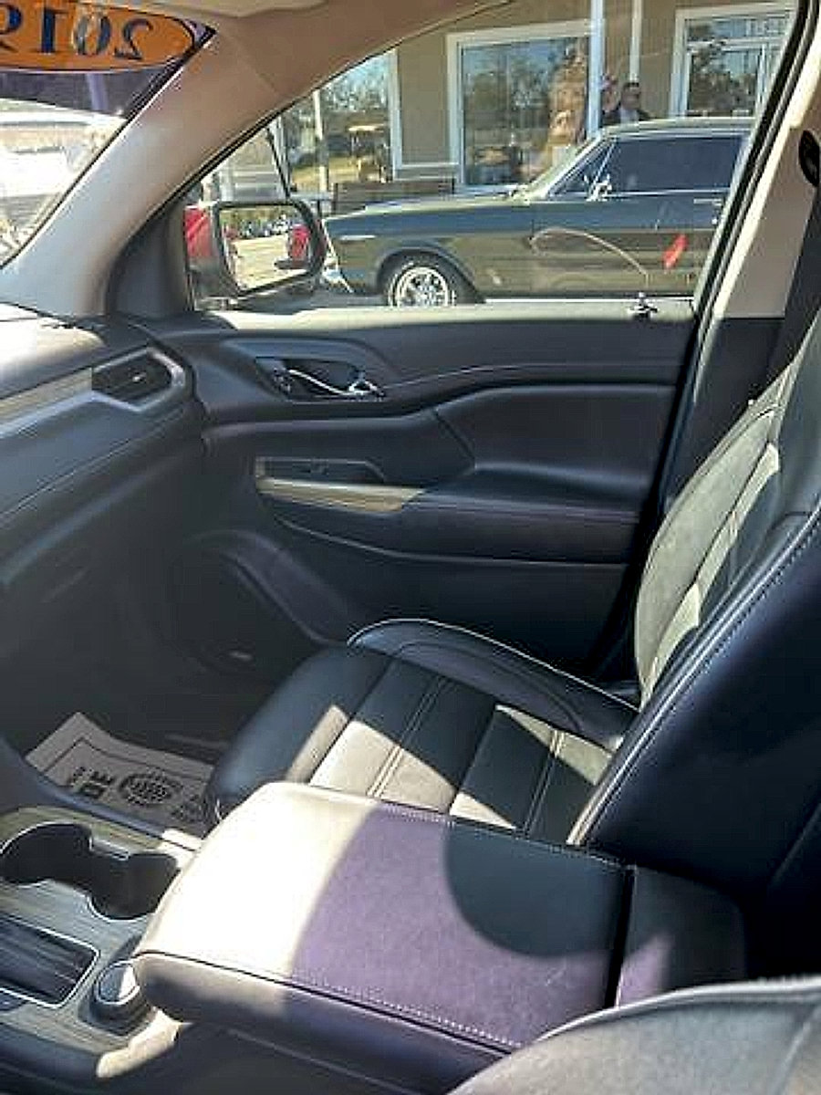 Used 2019 GMC Acadia Denali w/ Technology Package image 15