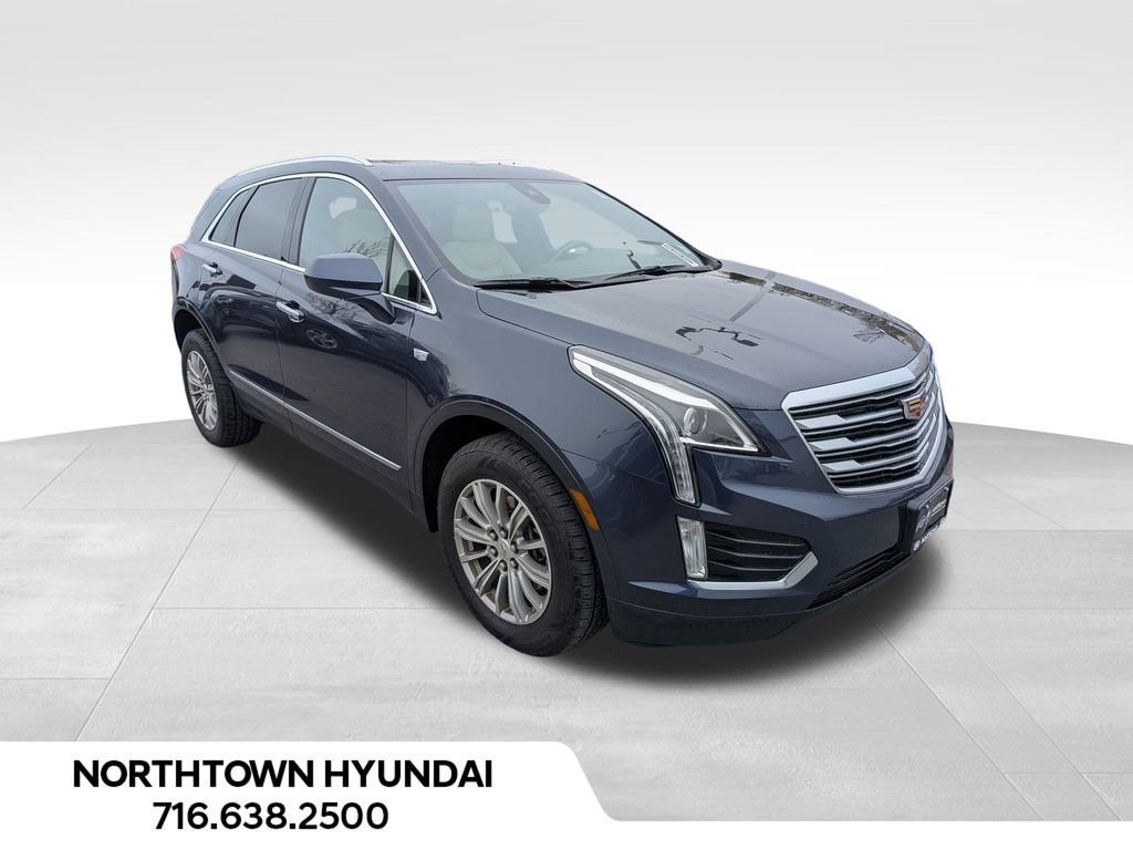 Used 2018 Cadillac XT5 Luxury w/ Driver Awareness Package AWD/4WD image 12