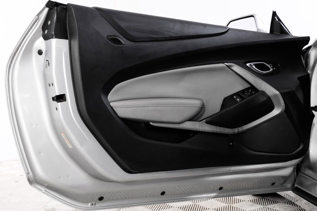 Used 2017 Chevrolet Camaro LT image 34