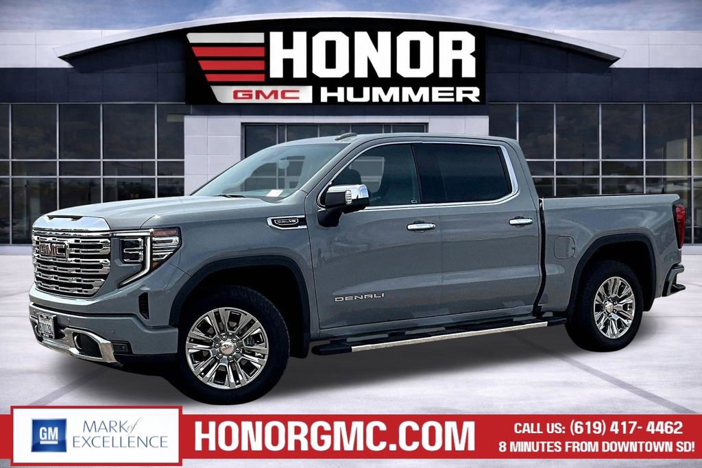 Used 2024 GMC Sierra 1500 Denali w/ Technology Package AWD/4WD image 3