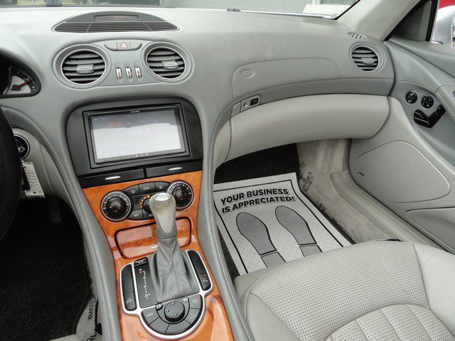 Used 2006 Mercedes-Benz SL 55 AMG image 10