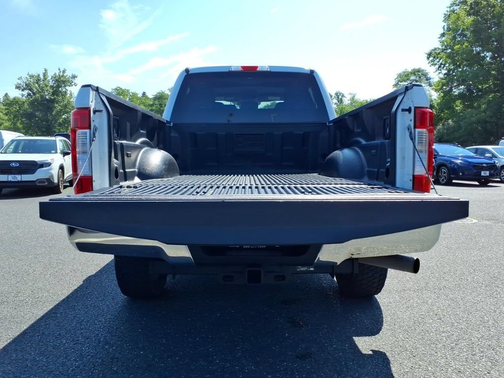 Used 2019 Ford F250 XLT w/ Snow Plow Prep Package AWD/4WD image 15