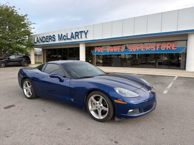 Used 2005 Chevrolet Corvette Coupe w/ Preferred Equipment Group RWD image 1