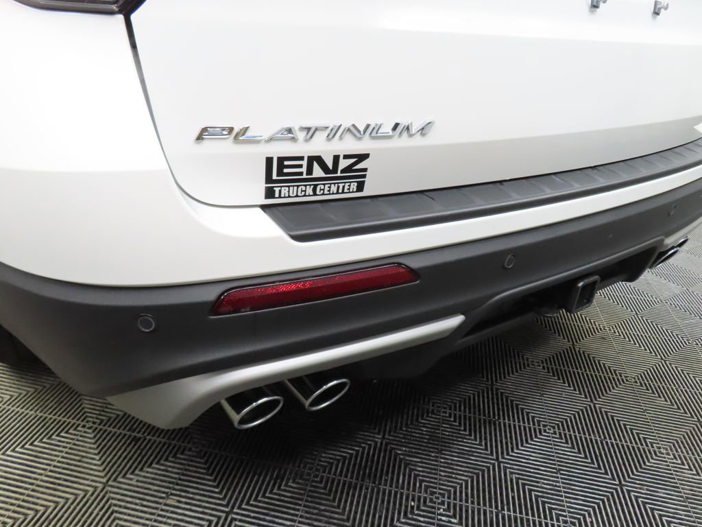 Used 2025 Ford Explorer Platinum w/ Ultimate Package image 47
