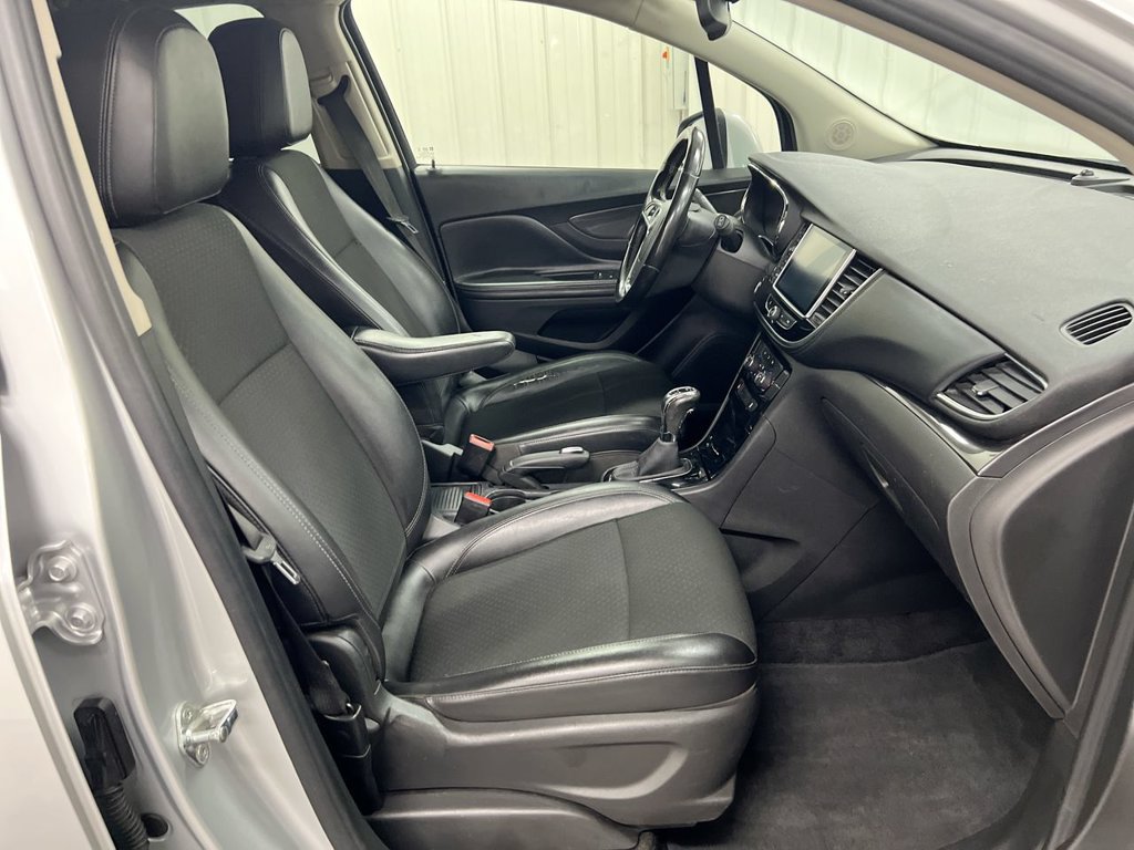 Used 2018 Buick Encore Preferred AWD/4WD image 21