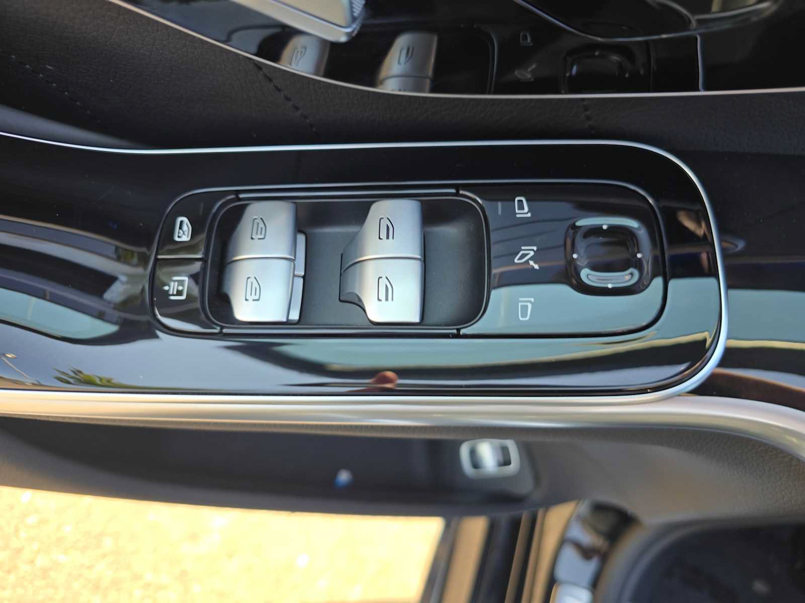Used 2024 Mercedes-Benz S 580 4MATIC Sedan image 21