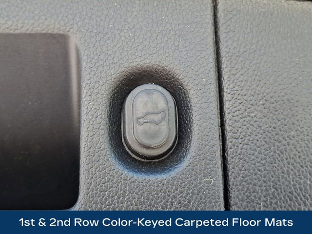 Used 2020 Chevrolet Suburban LT AWD/4WD image 31