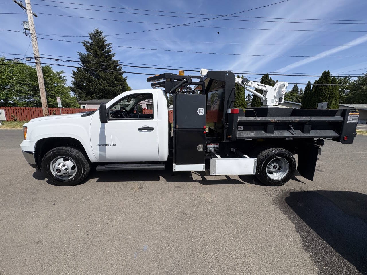 Used 2013 GMC Sierra 3500 W/T RWD image 9