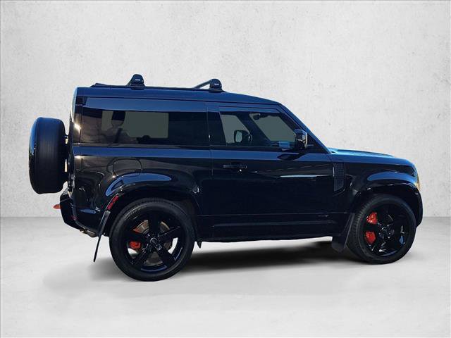 Used 2023 Land Rover Defender 90 X AWD/4WD image 4