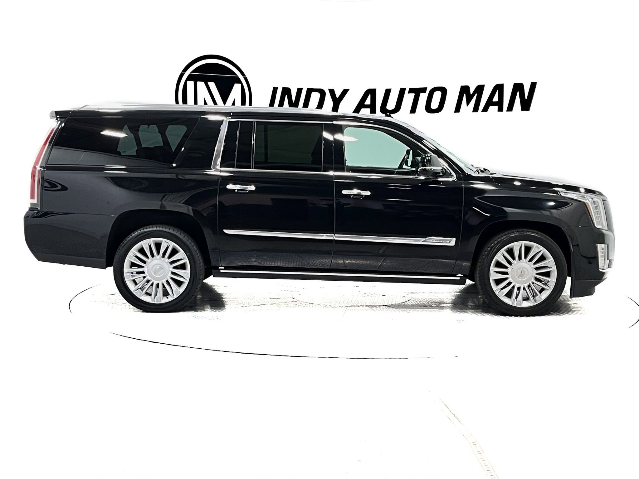 Used 2015 Cadillac Escalade ESV Platinum image 3