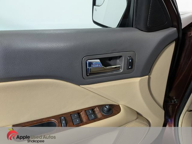 Used 2012 Ford Fusion SEL FWD image 11