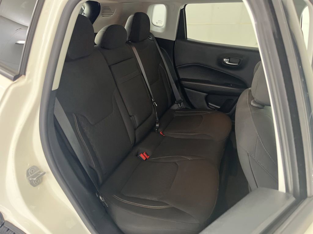 Used 2018 Jeep Compass Sport FWD image 21