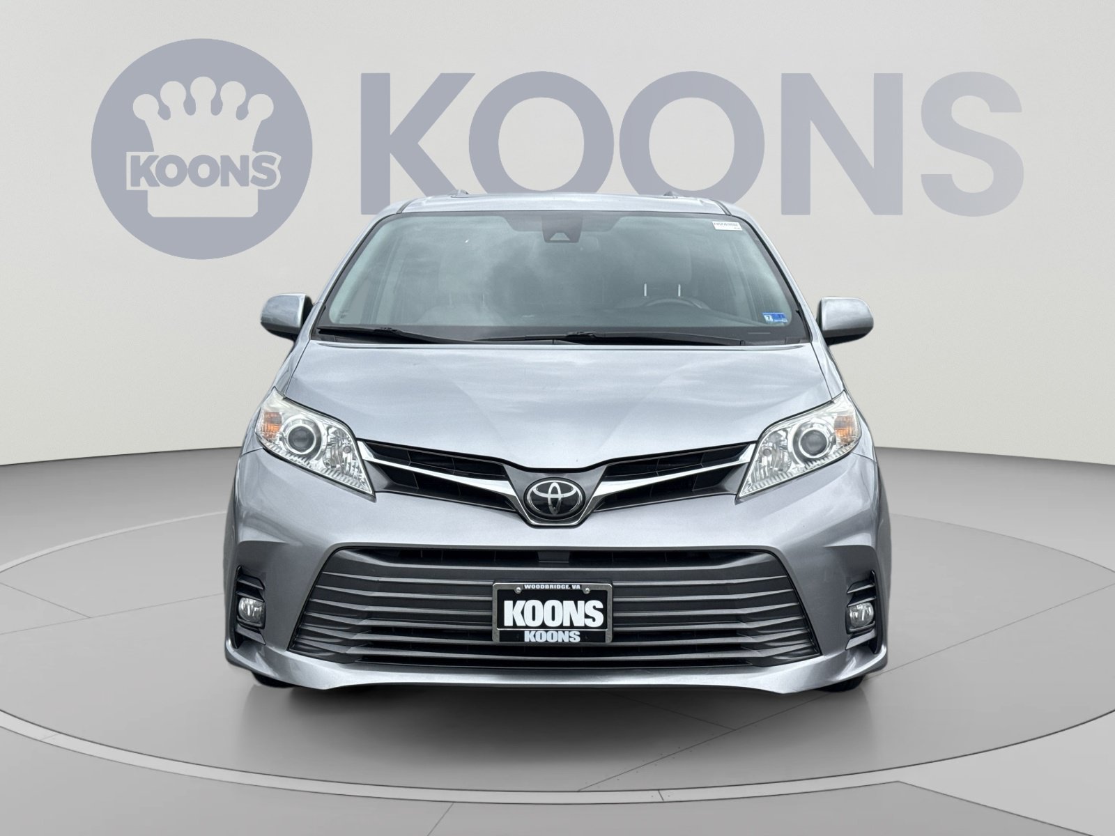 Used 2018 Toyota Sienna XLE Premium AWD/4WD image 11