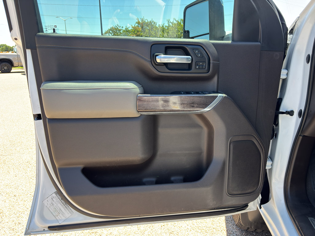 Used 2020 Chevrolet Silverado 2500 LTZ w/ Gooseneck/5TH Wheel Package AWD/4WD image 15