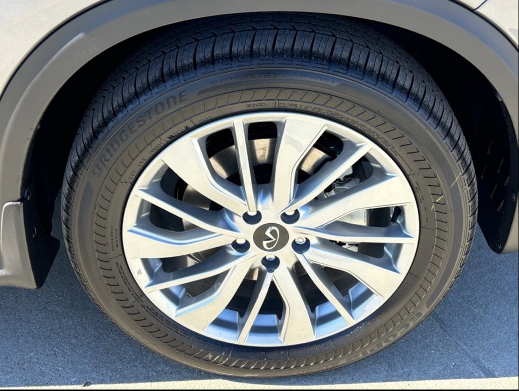New 2025 INFINITI QX50 Pure image 26