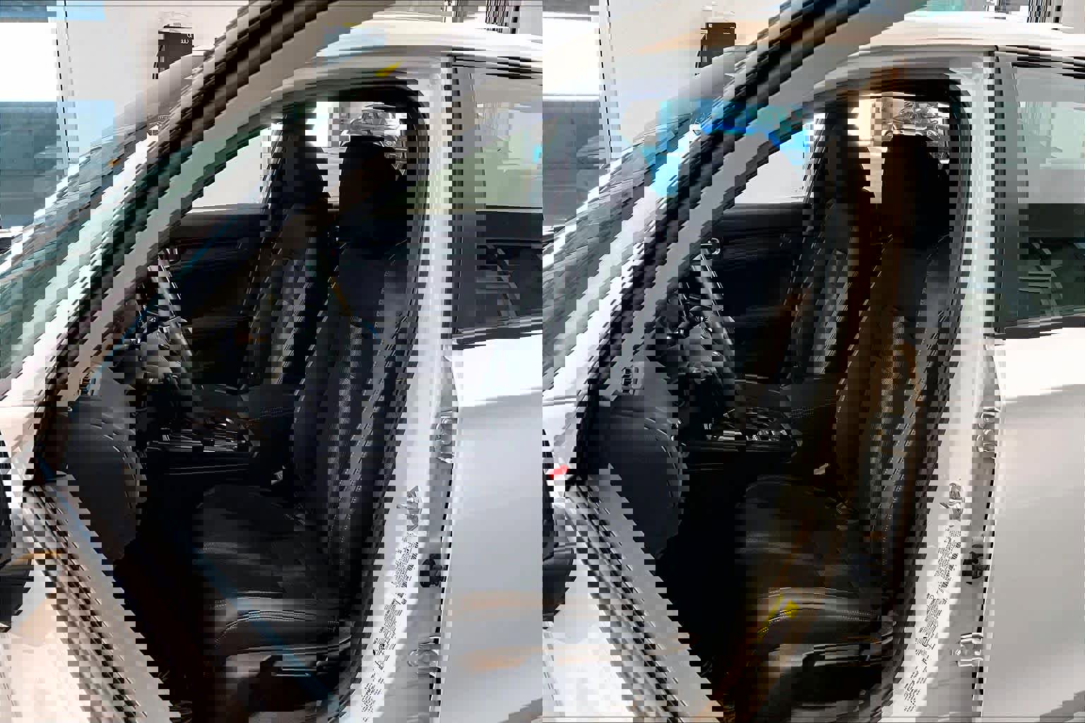 Used 2023 Honda Civic Sport image 8