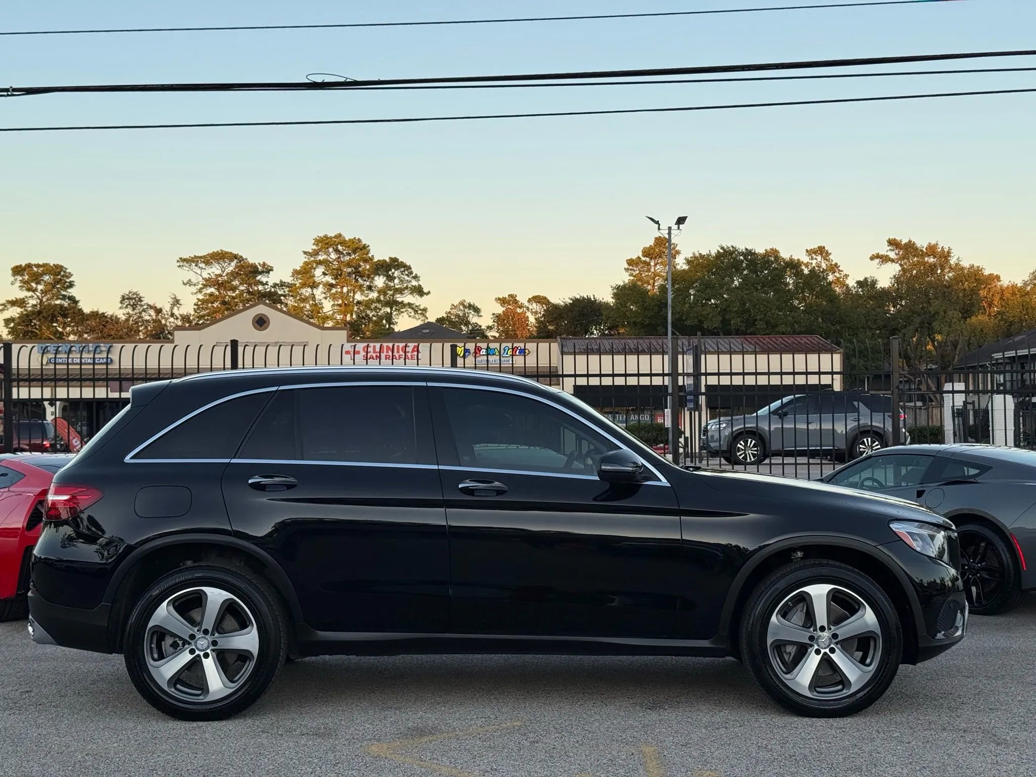 Used 2016 Mercedes-Benz GLC 300 4MATIC image 11
