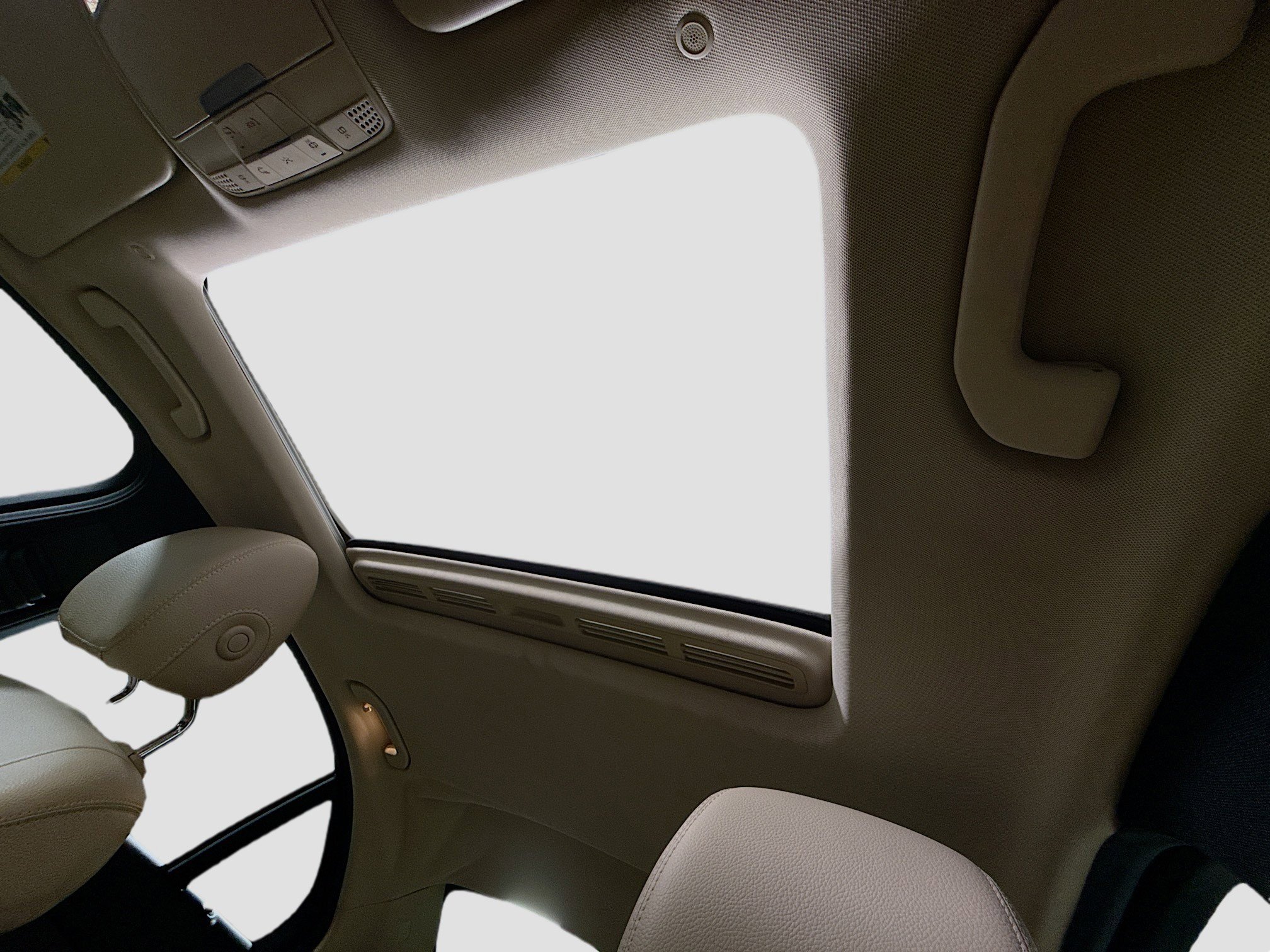 Used 2019 Mercedes-Benz C 300 Sedan image 41