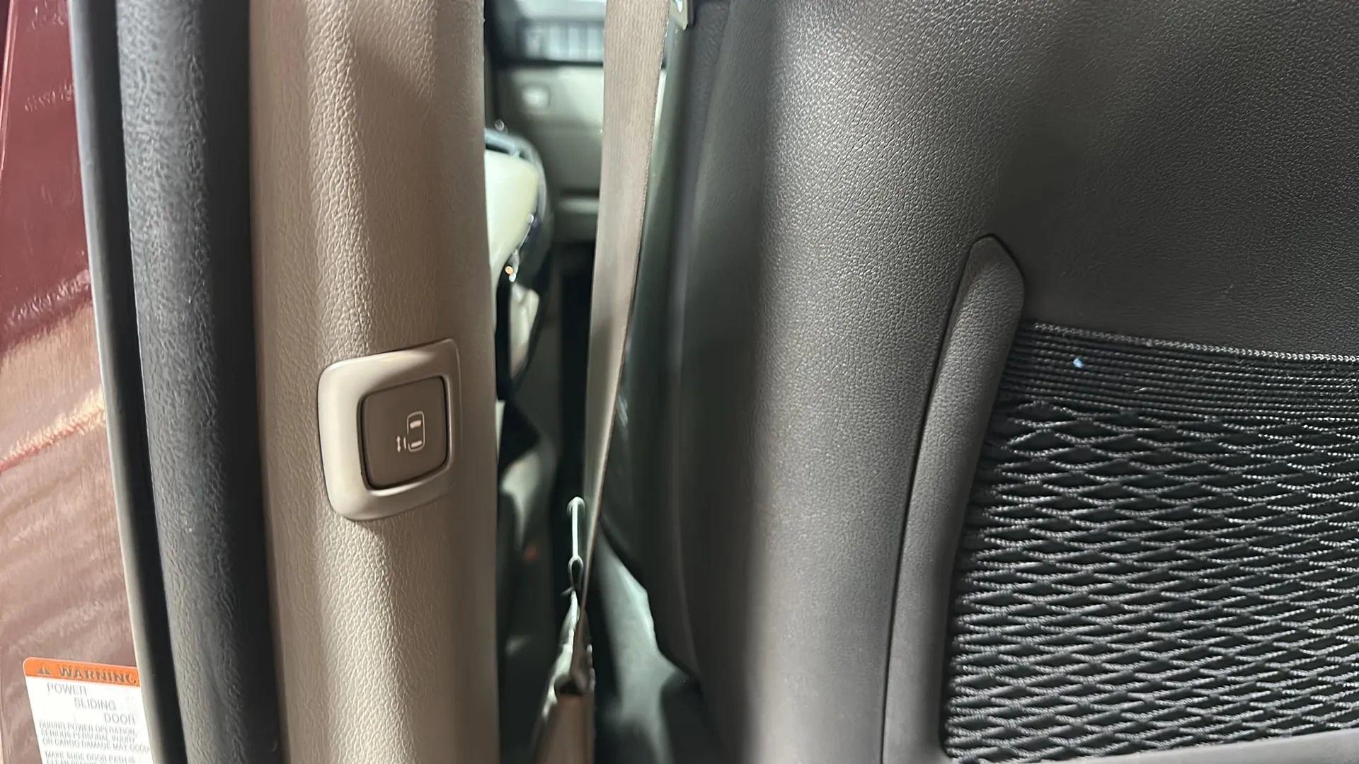 Used 2018 Kia Sedona EX image 12