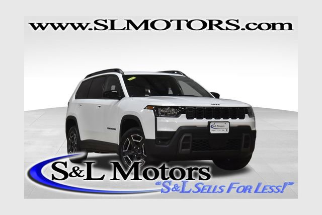 New 2026 Jeep Cherokee Laredo AWD/4WD image 1