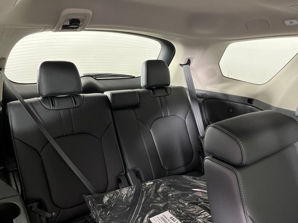 New 2026 Honda Pilot Touring image 17