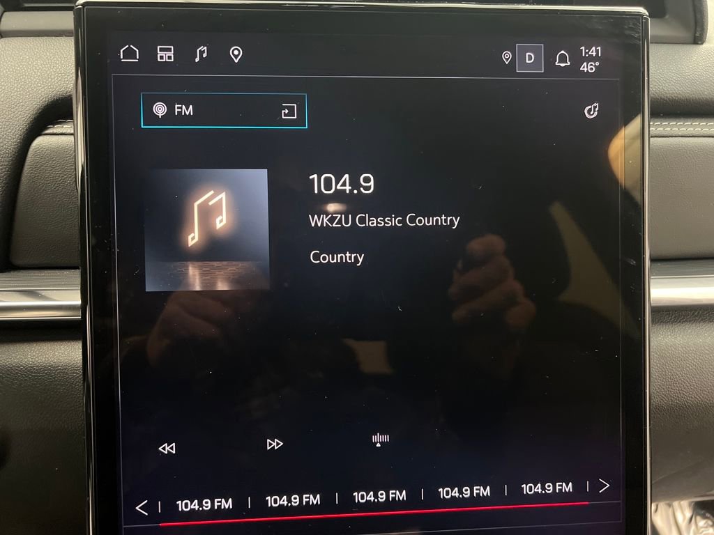 Used 2025 GMC Terrain Elevation image 50