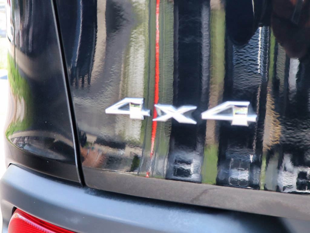 Used 2018 Jeep Cherokee Limited AWD/4WD image 60